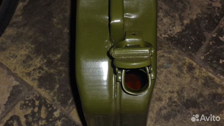 Канистра для бензина 10 литров