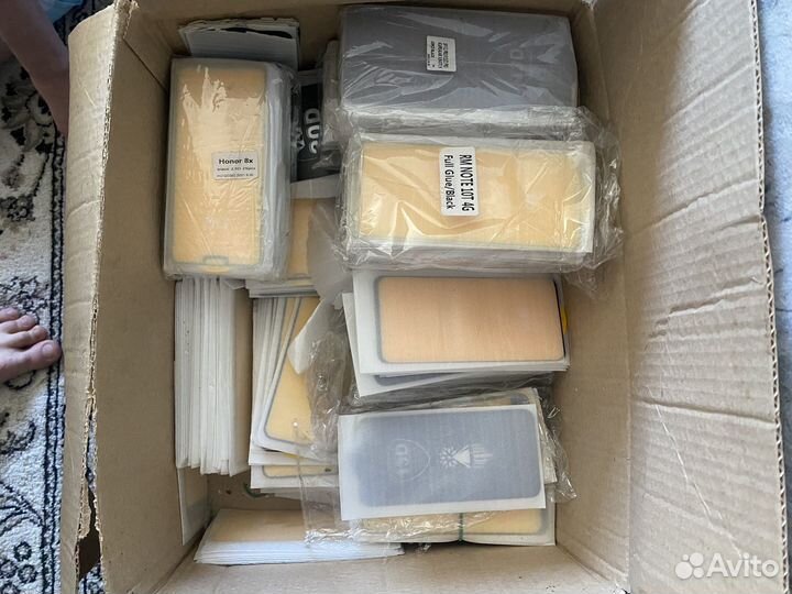 Защитные стекла оптом на все модели