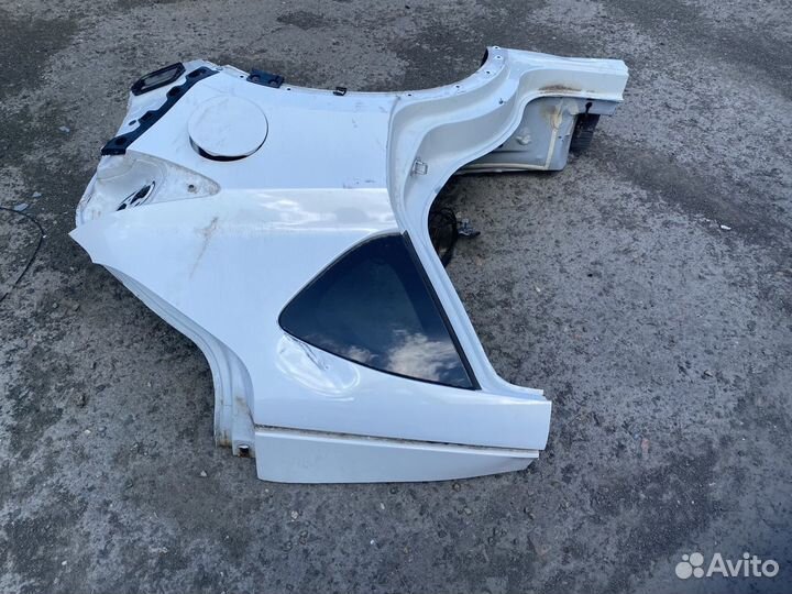 Крыло Б/У KDY371410B