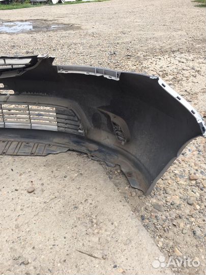 Бампер передний Honda Elysion RR1; RR2; RR3; RR4