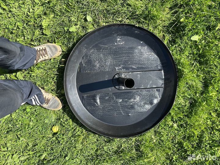 Кожух запасного колеса на гелентваген