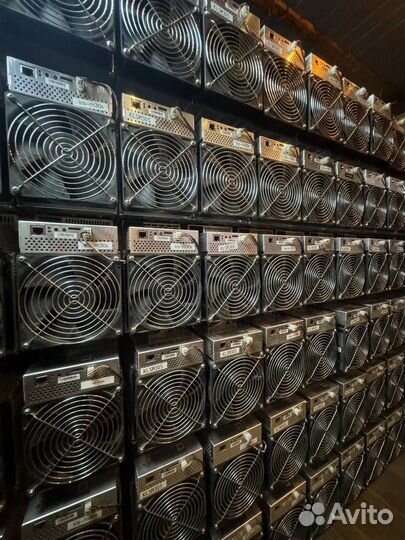 Б/У whatsminer m30s++ 108th (идеал выдают 110)