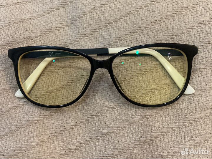 Очки фотохромные -3,5 центровка 6,0