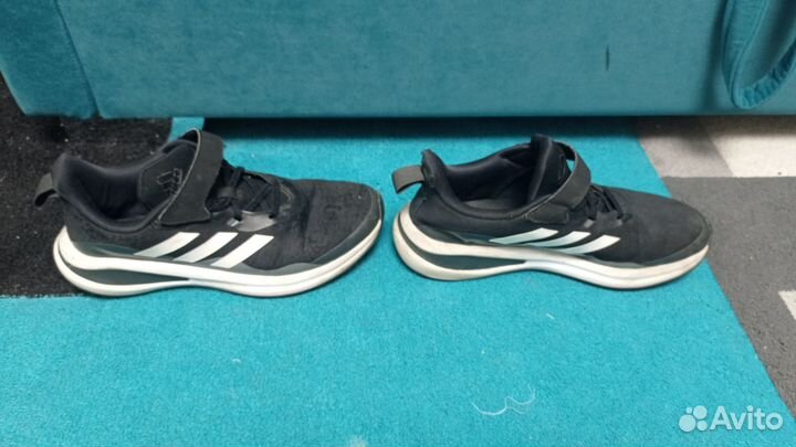 Кроссовки Adidas оригинальные