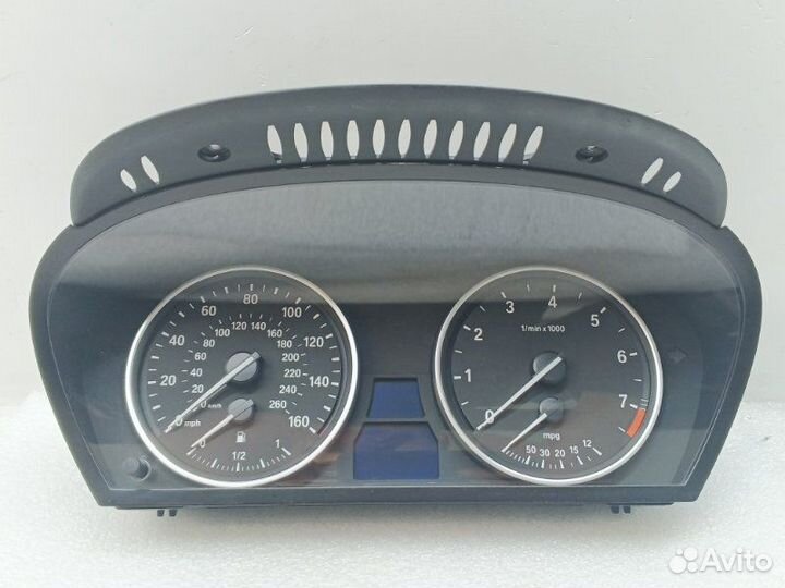 Панель приборов Bmw X5 E70 N52B30 2008