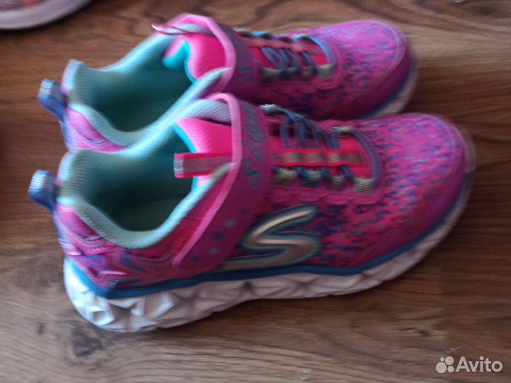 Кроссовки Skechers