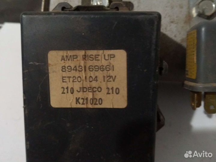 Реле дворника перед и зад Opel Frontera A