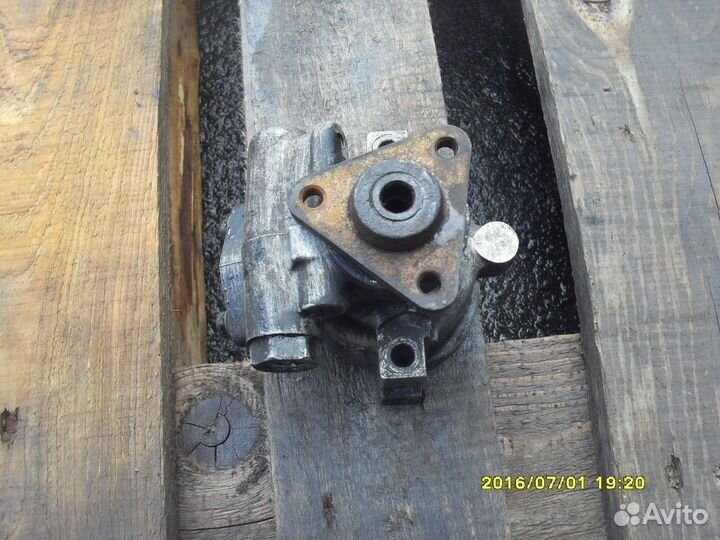 Насос гидроусилителя 96349077 Chevrolet Lanos