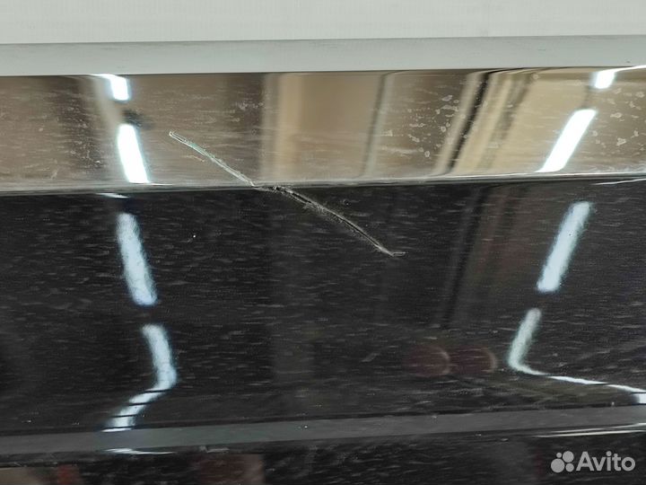 Накладка двери задней левой на Volkswagen Touareg