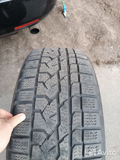 Kumho I'Zen RV Asymmetric 265/60 R18