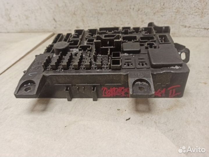 Блок предохранителей