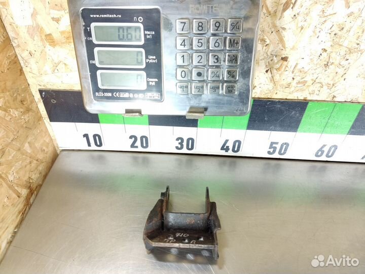 Кронштейн двигателя Mazda Carol 2004-2009