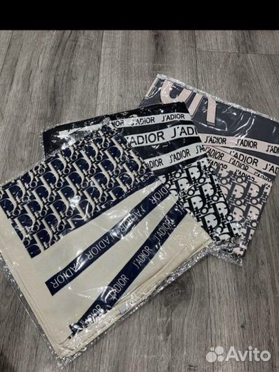 Шелковый платок шаль Dior разные синий и серый
