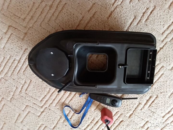 Прикормочный кораблик с gps бу