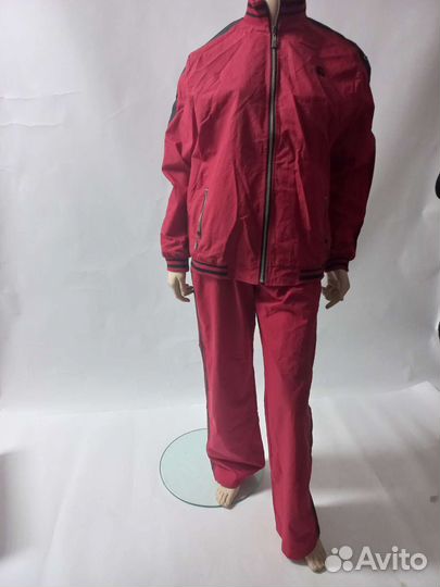 Спортивный костюм женский