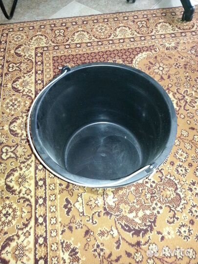 Ведра и тазы пластмассовые