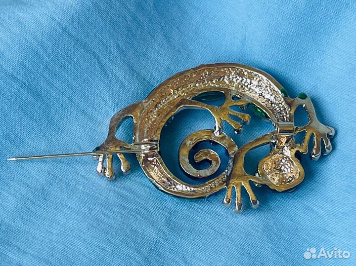 Брошь саламандра