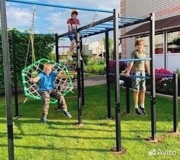 Спортивный комплекс воркаут для двора