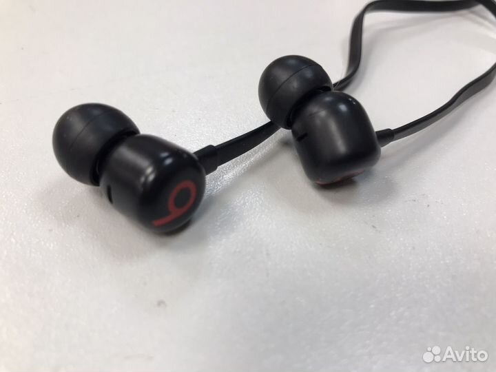 С18Наушники Beats Flex
