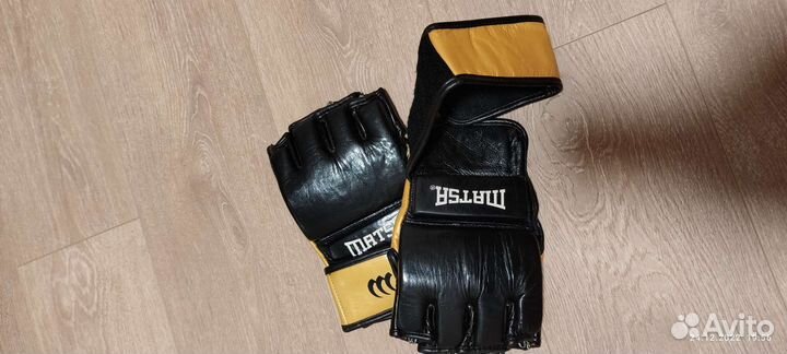Перчатки для бокса,новые
