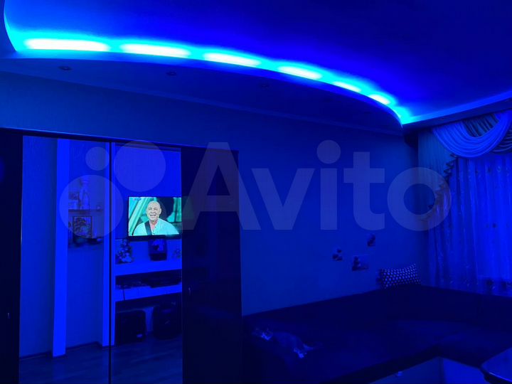 2-к. квартира, 58 м², 3/9 эт.