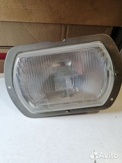Фара Москвич 2140