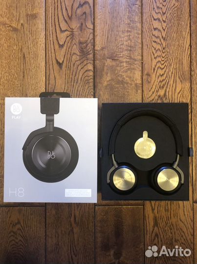 Беспроводные наушники Bang & Olufsen H8