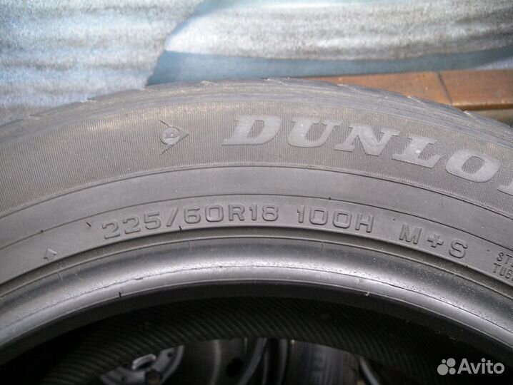 Dunlop Grandtrek ST30 225/60 R18 100H