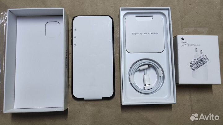 Телефон iPhone 11 128 gb