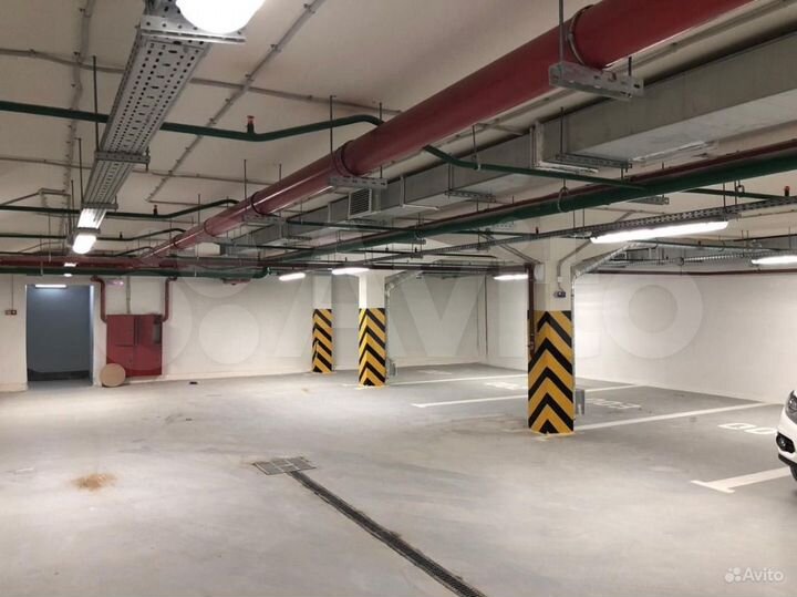 Машиноместо, 14 м²