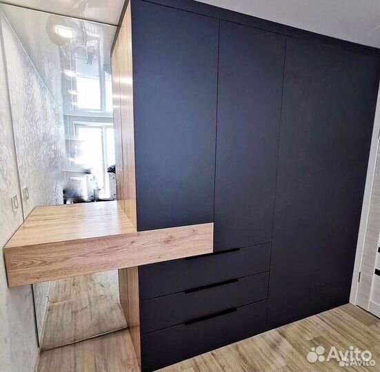 Шкафы распашные на заказ от производителя