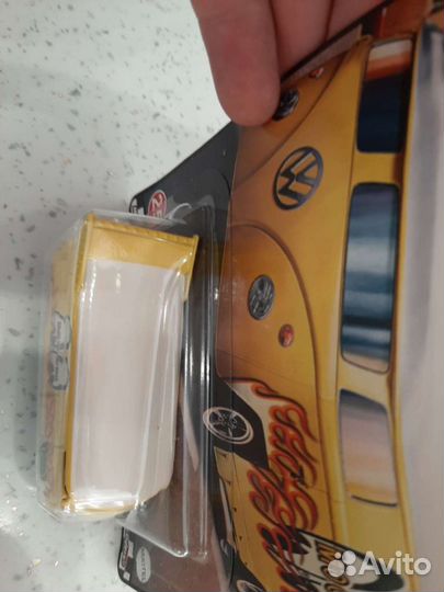 Hot Wheels Volkswagen Drag Bus Premium 1:64