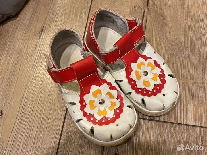 Босоножки для девочки