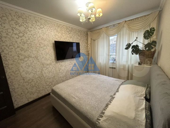 2-к. квартира, 52 м², 10/17 эт.
