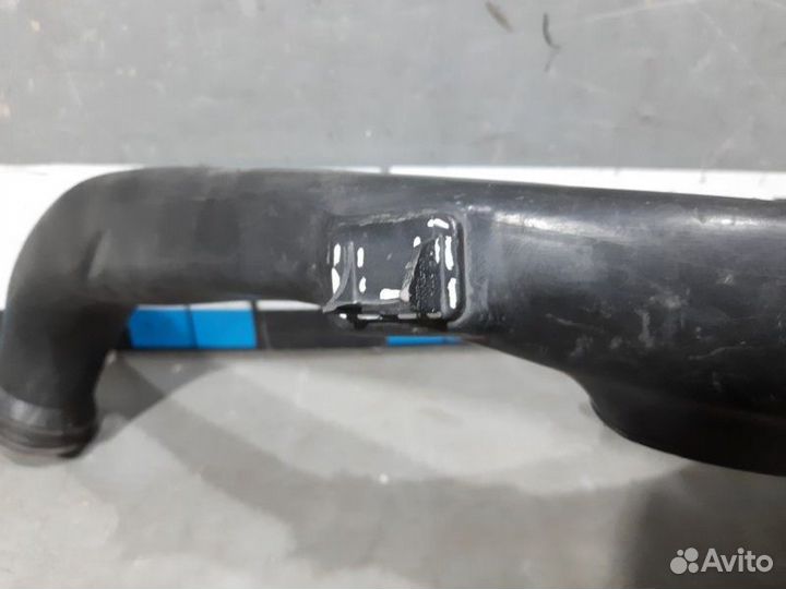 Патрубок воздушного фильтра Volvo S60 2