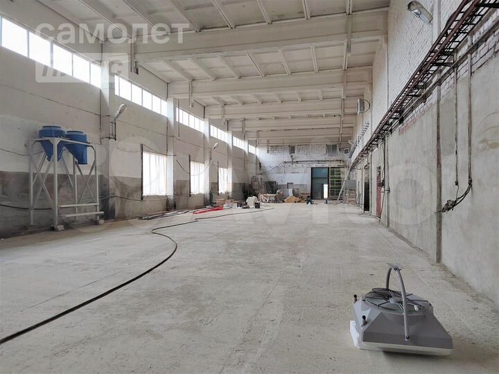 Сдам помещение свободного назначения, 1300 м²