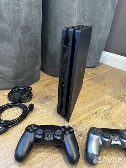 Sony playstation 4 pro 1tb