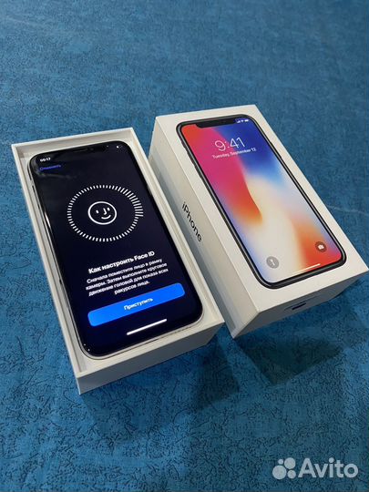 iPhone X, 256 ГБ
