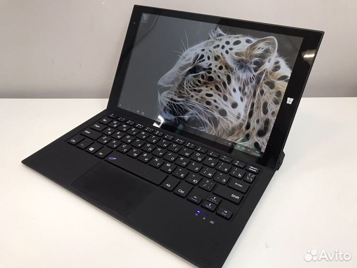 Планшет-ноутбук/2гб/4ядра/32 SSD