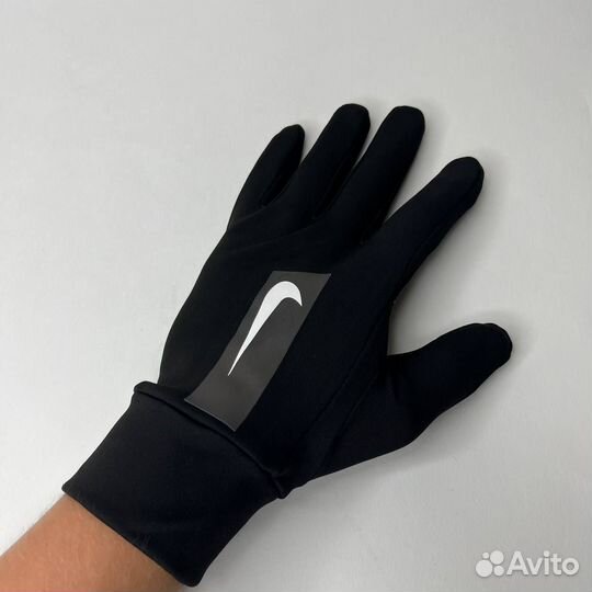 Перчатки Nike