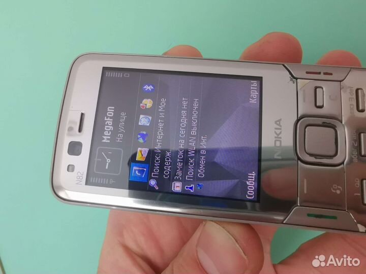 Nokia N82