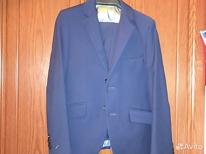 Школьный костюм