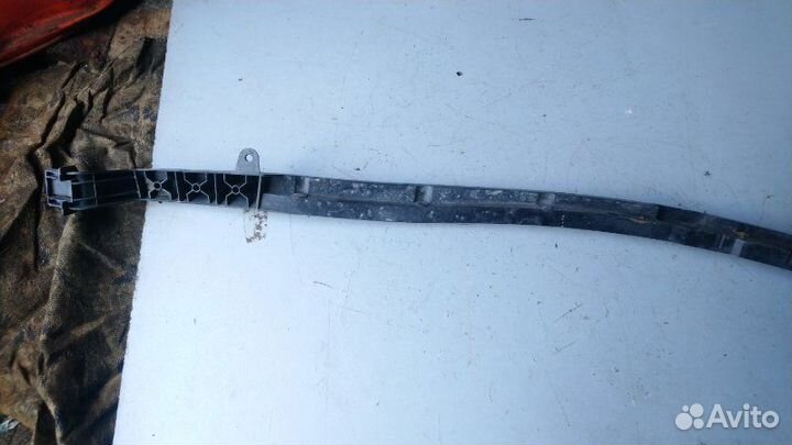Крепление планка жабо Citroen C4 купе 1.6 2005