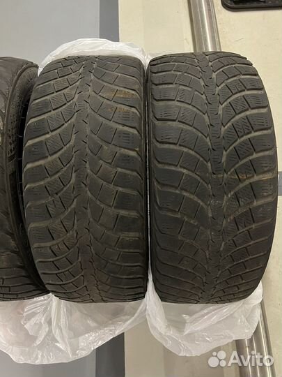 Kumho WinterCraft WP71 245/45 R18 100V