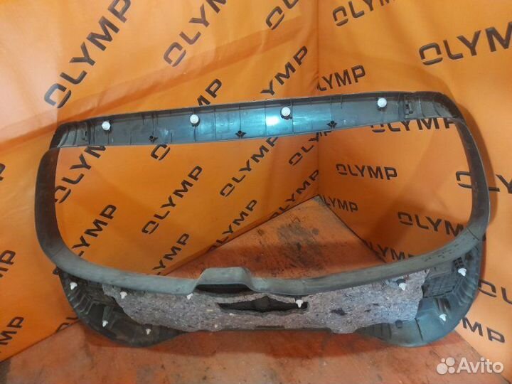 Обшивка 5й двери Toyota Wish ZGE20 2ZR-FAE 2009