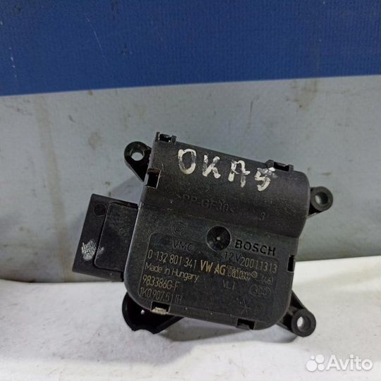 Моторчик заслонки печки Skoda Octavia A5 1Z