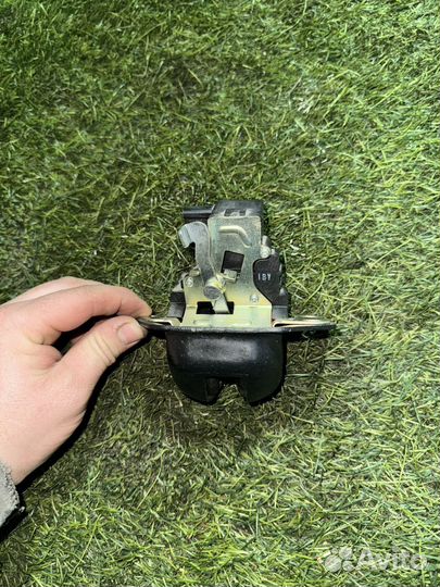 Замок багажника Renault Koleos