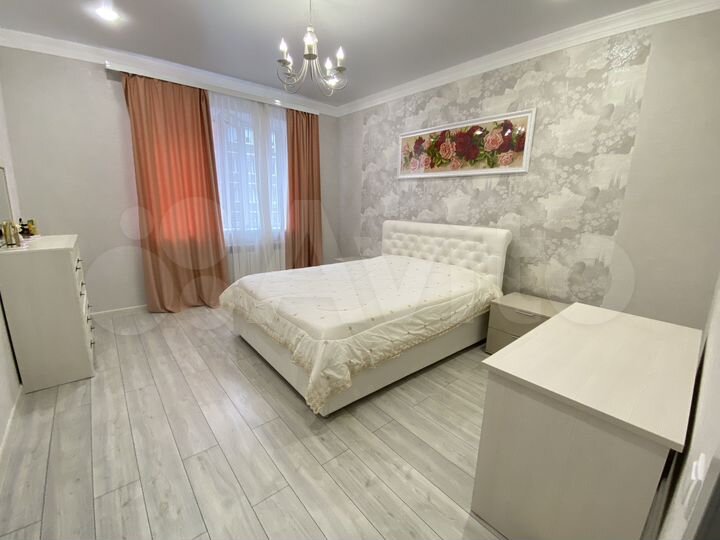 3-к. квартира, 100 м², 6/9 эт.