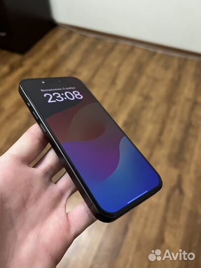 iPhone 15 Pro, 256 ГБ