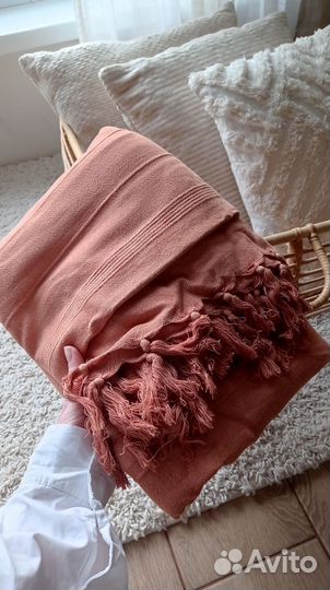 Покрывало с бахромой La Redoute